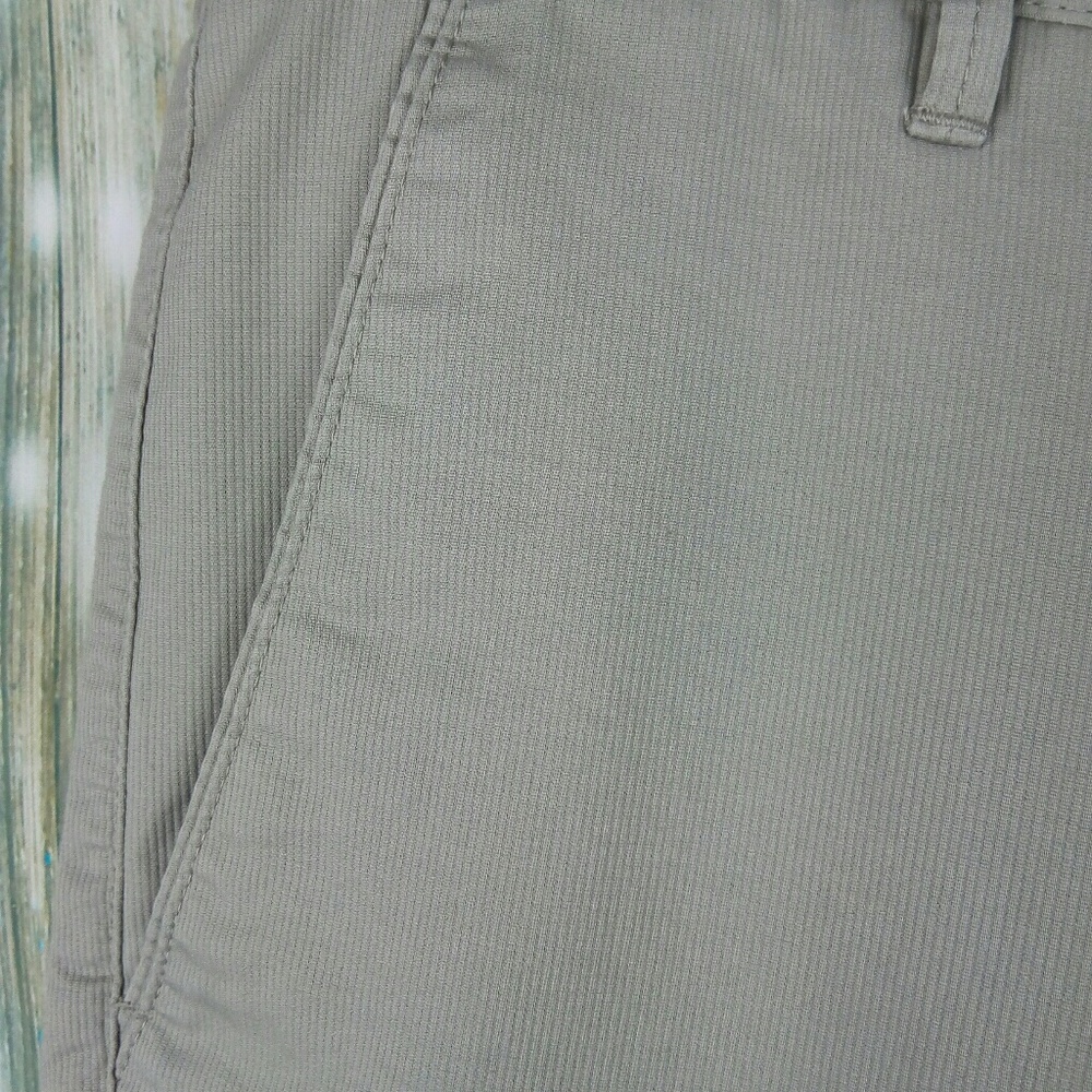 Calvin Klein 36x32 chino pants - Picture 4 of 8